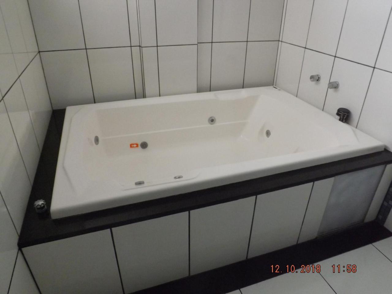 Me Toque Palace Hotel Não Me Toques Dış mekan fotoğraf
